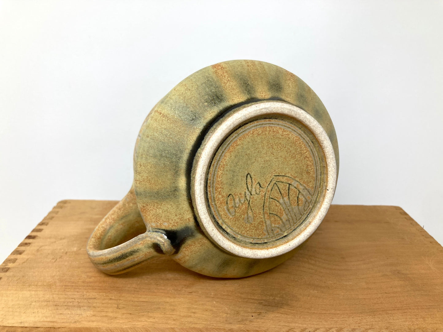 Art Deco Arches Mug #1 in Goldenrod