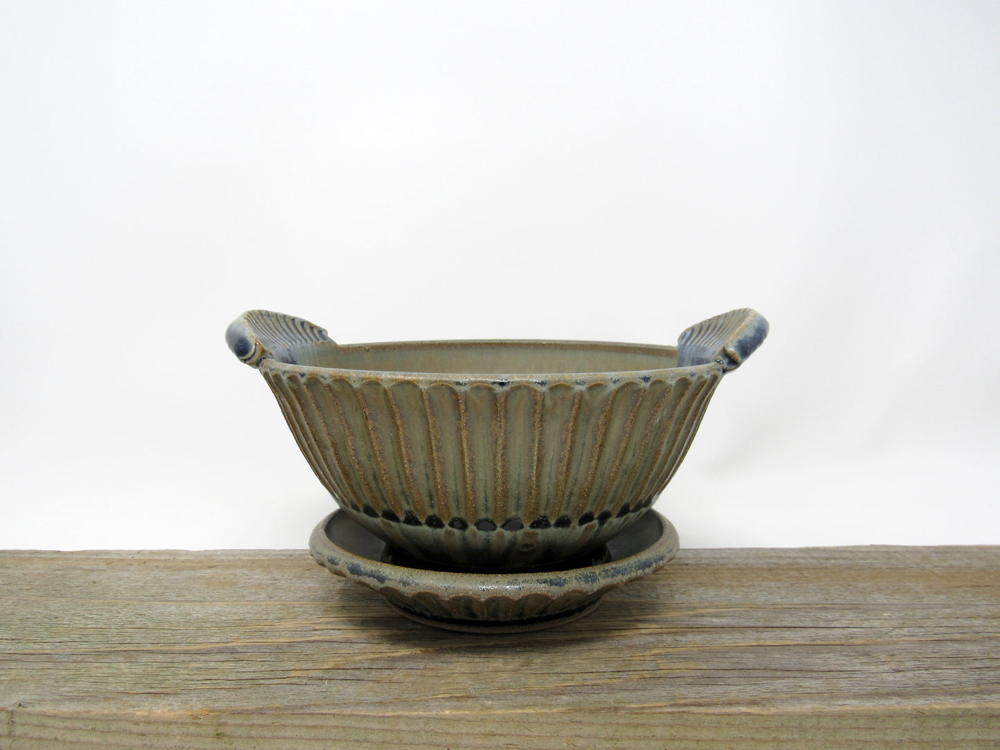 Fluted Berry Bowl in Blue Ridge