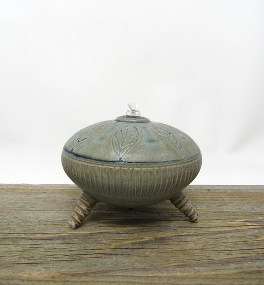 Cauldron Oil Candle in Blue Ridge