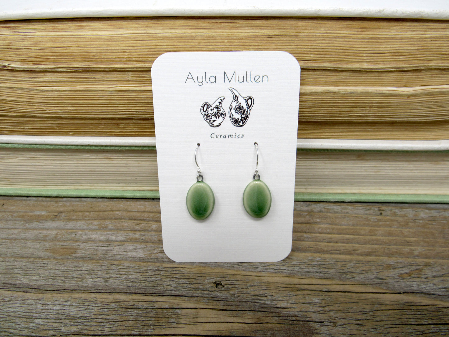 Oval Green Earrings
