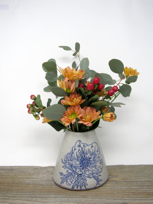 Oval Anemone Flower Vase