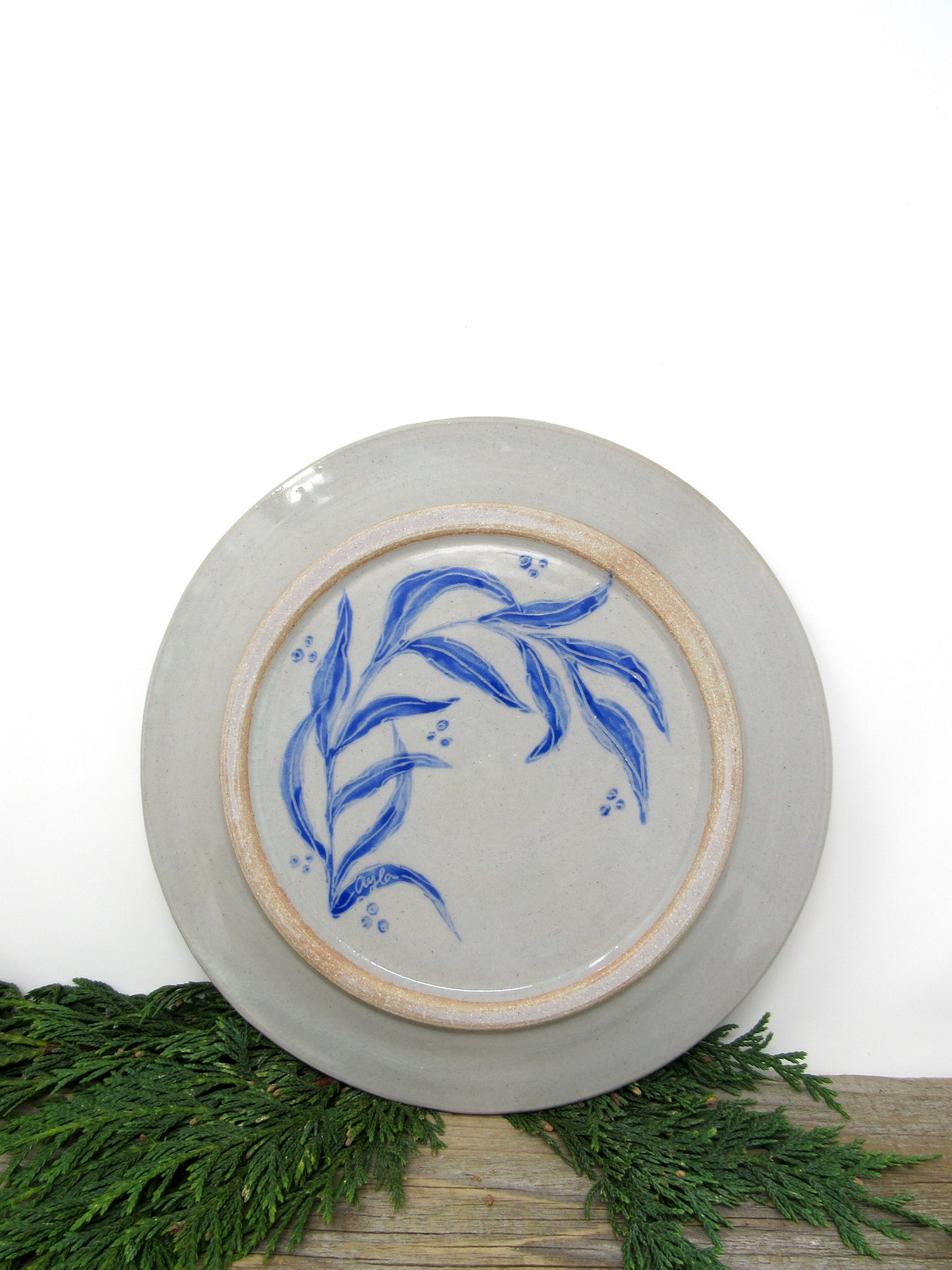 Willow Brushwork Dinner Plate #2 in Blue and Gray