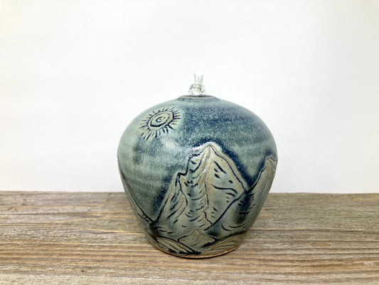 Oil Candle with Mountain Landscape Design in Blue Ridge