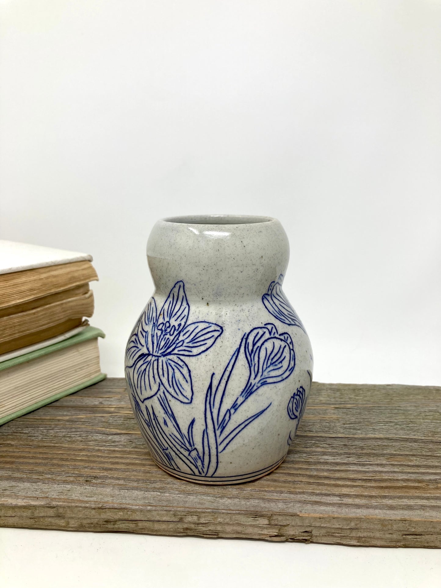 Crocus Flower Bud Vase in Blue and Gray #3