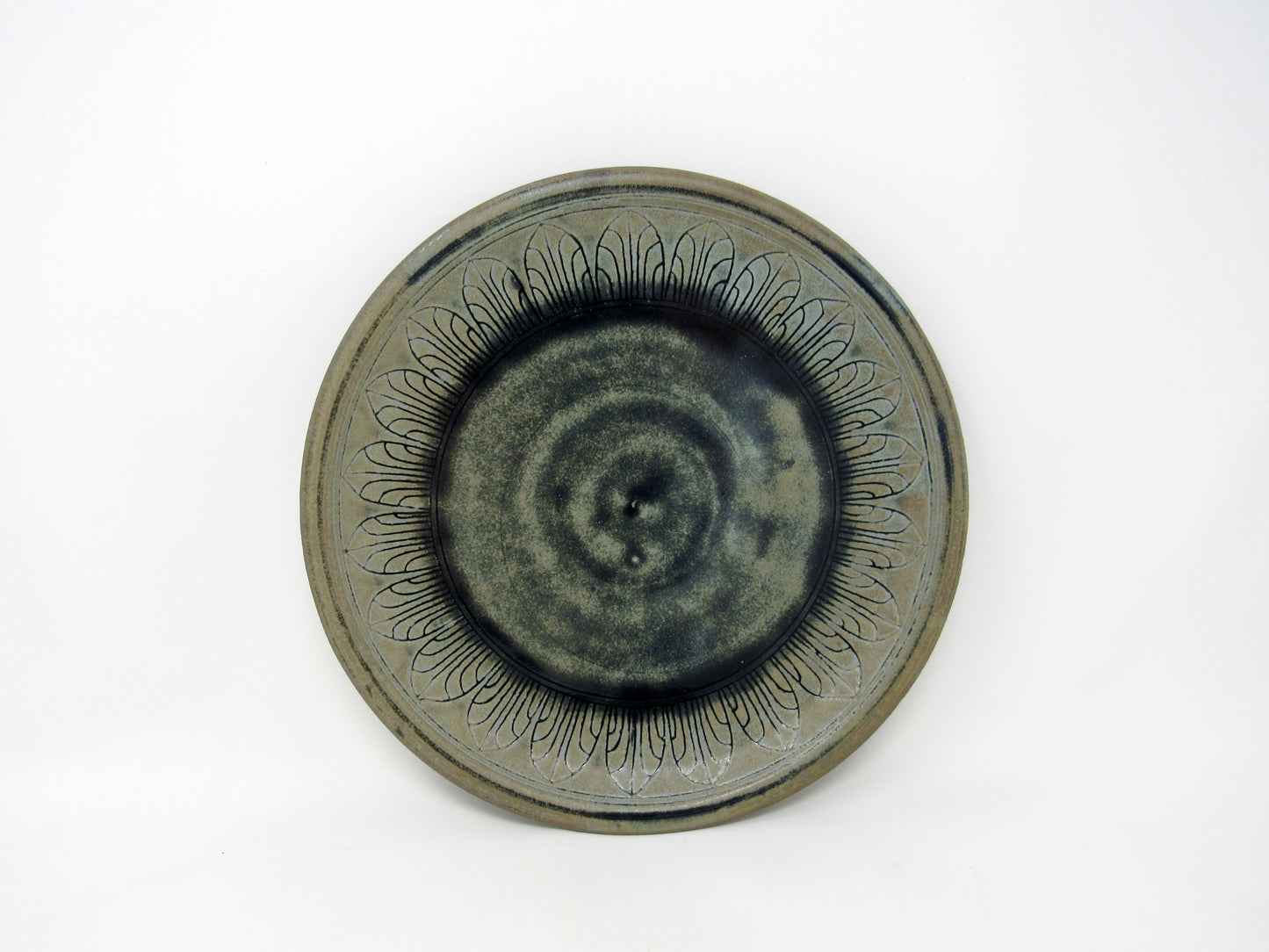 Art Deco Arches Dinner Plate in Blue Ridge