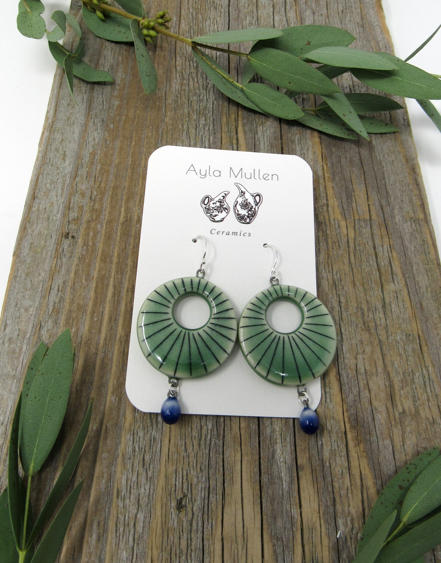 Striped Round Cutout Earrings in Black and Green, sterling silver