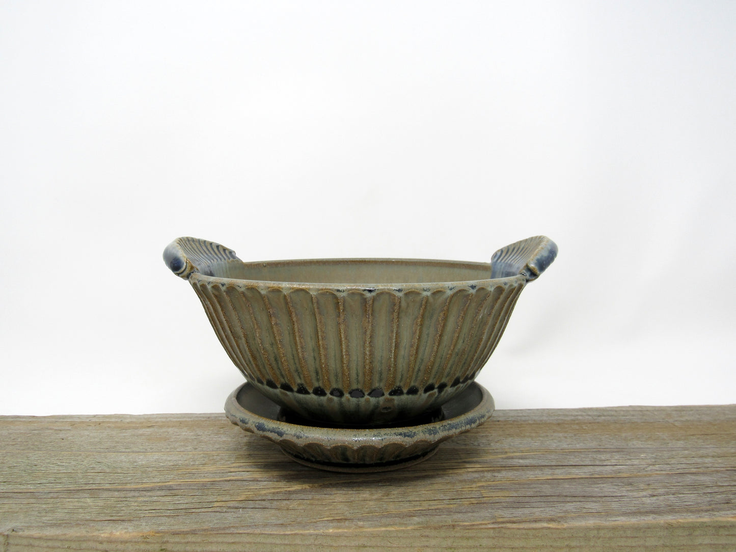 Fluted Berry Bowl in Blue Ridge
