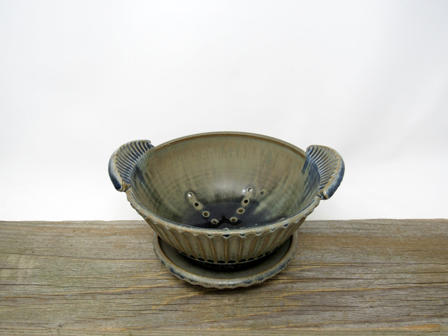 Fluted Berry Bowl in Blue Ridge
