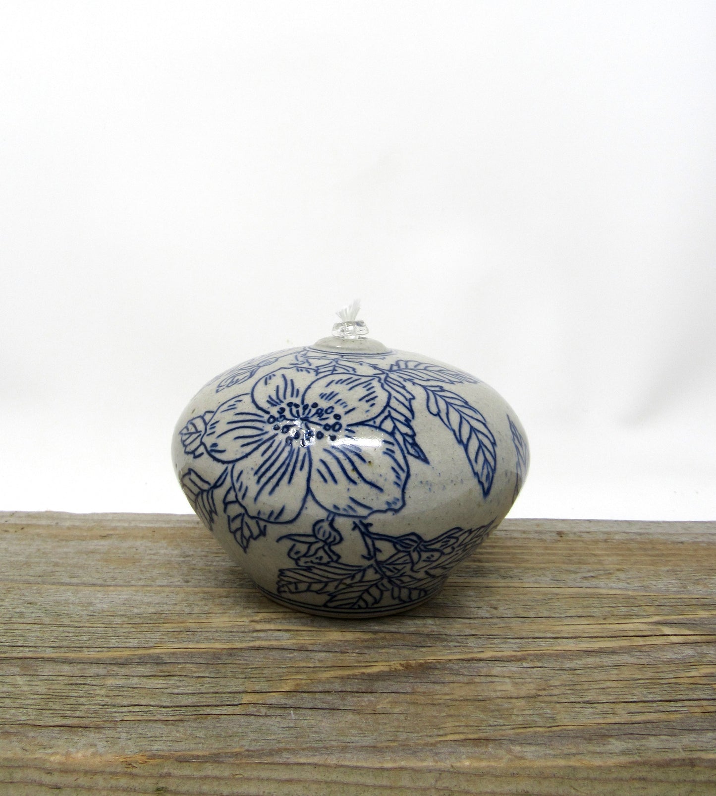 Oil Candle with Wild Rose Design