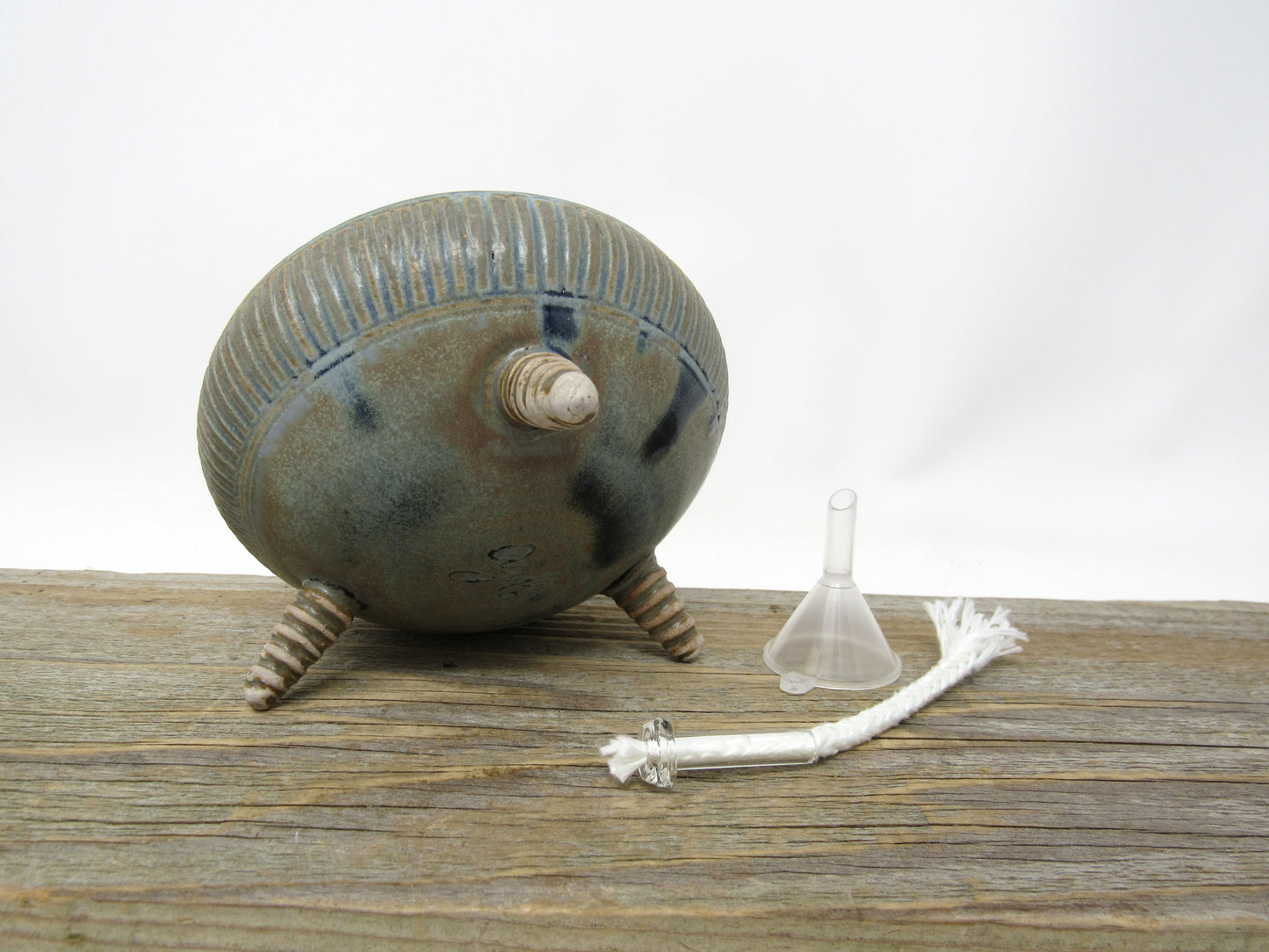 Cauldron Oil Candle in Blue Ridge