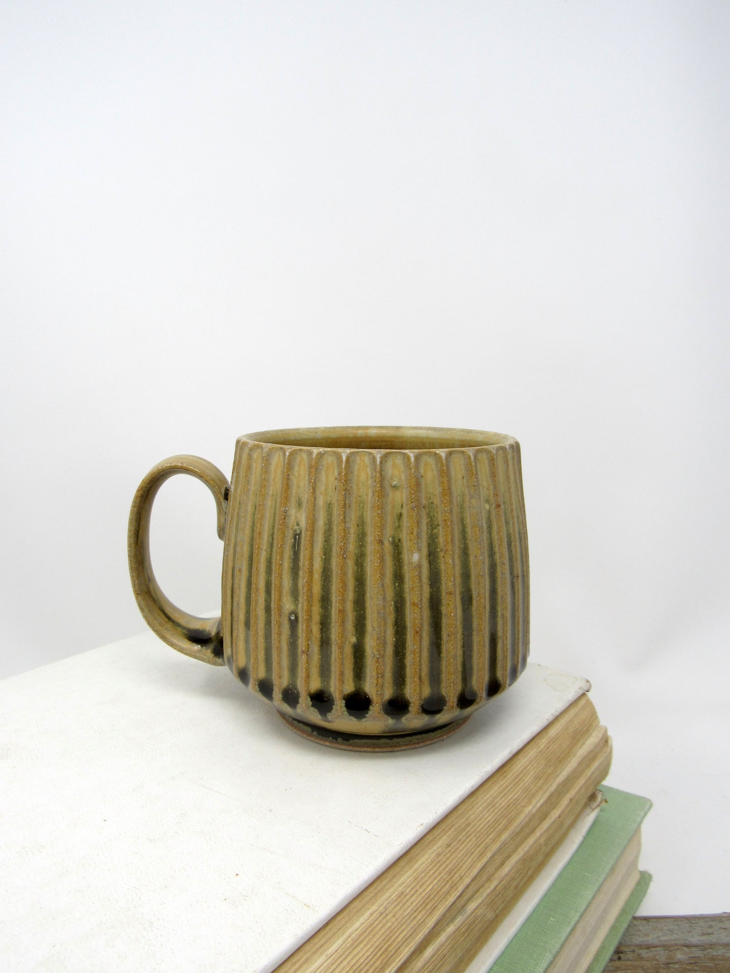 Fluted Mug in Goldenrod