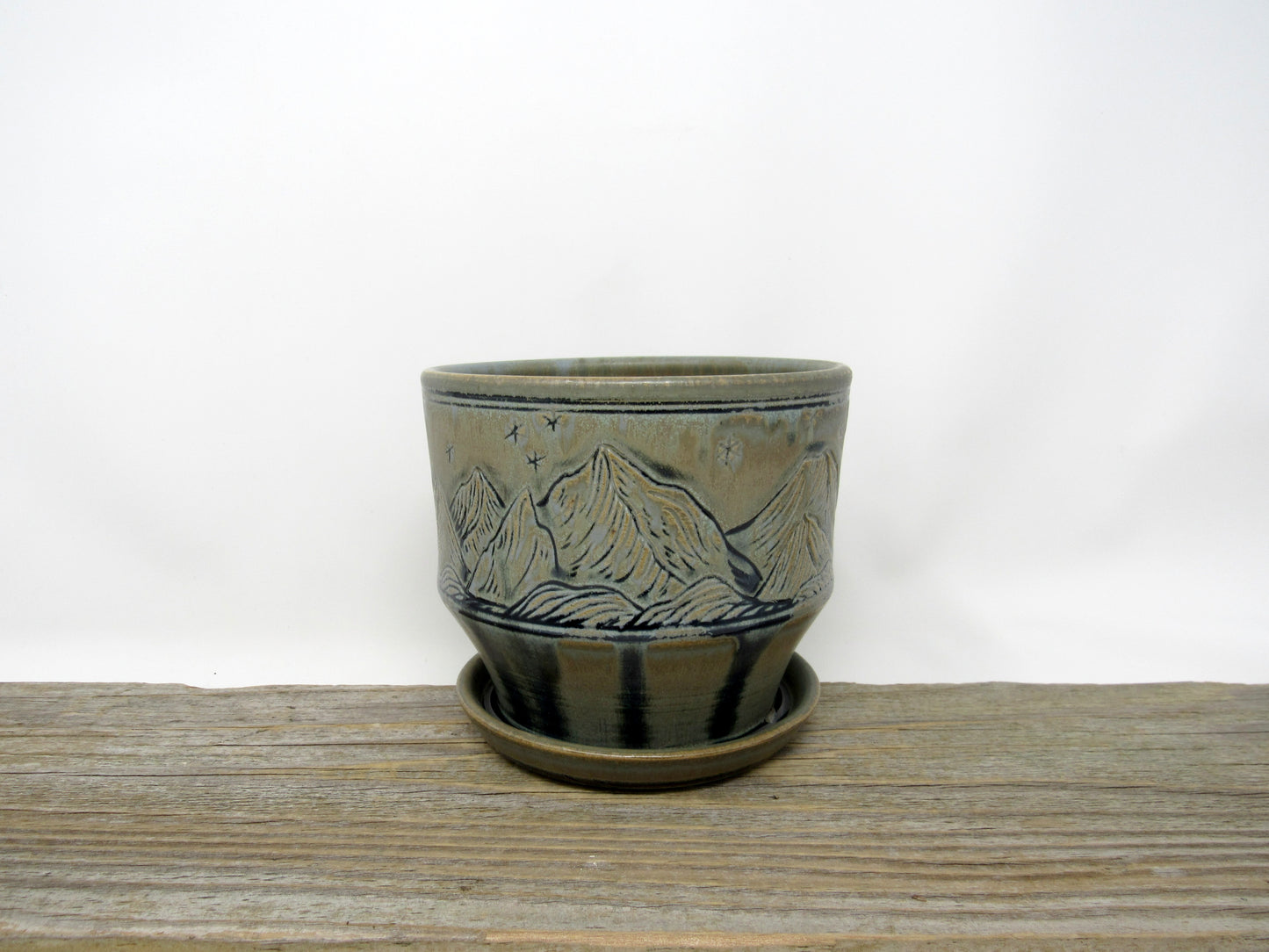 Mountain Landscape Planter in Blue Ridge