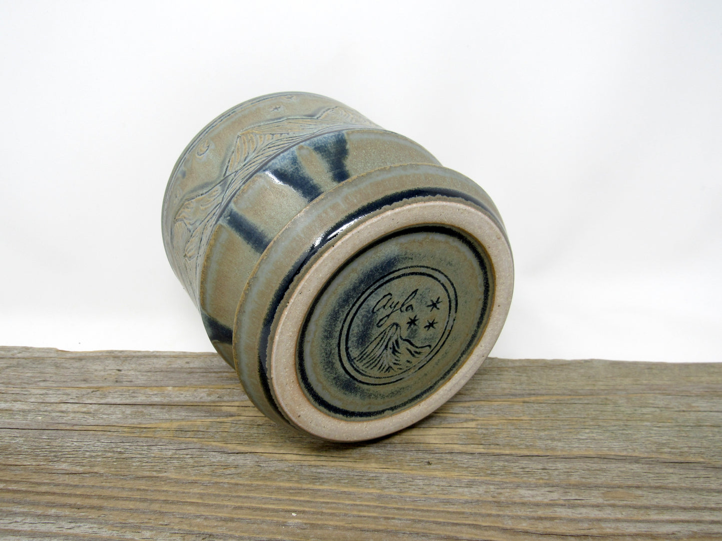 Mountain Landscape Planter in Blue Ridge