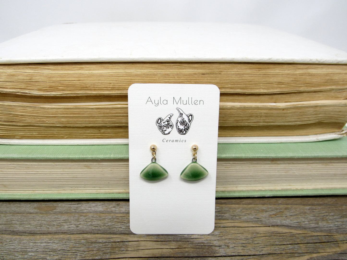 Tiny Fan Earrings in Green