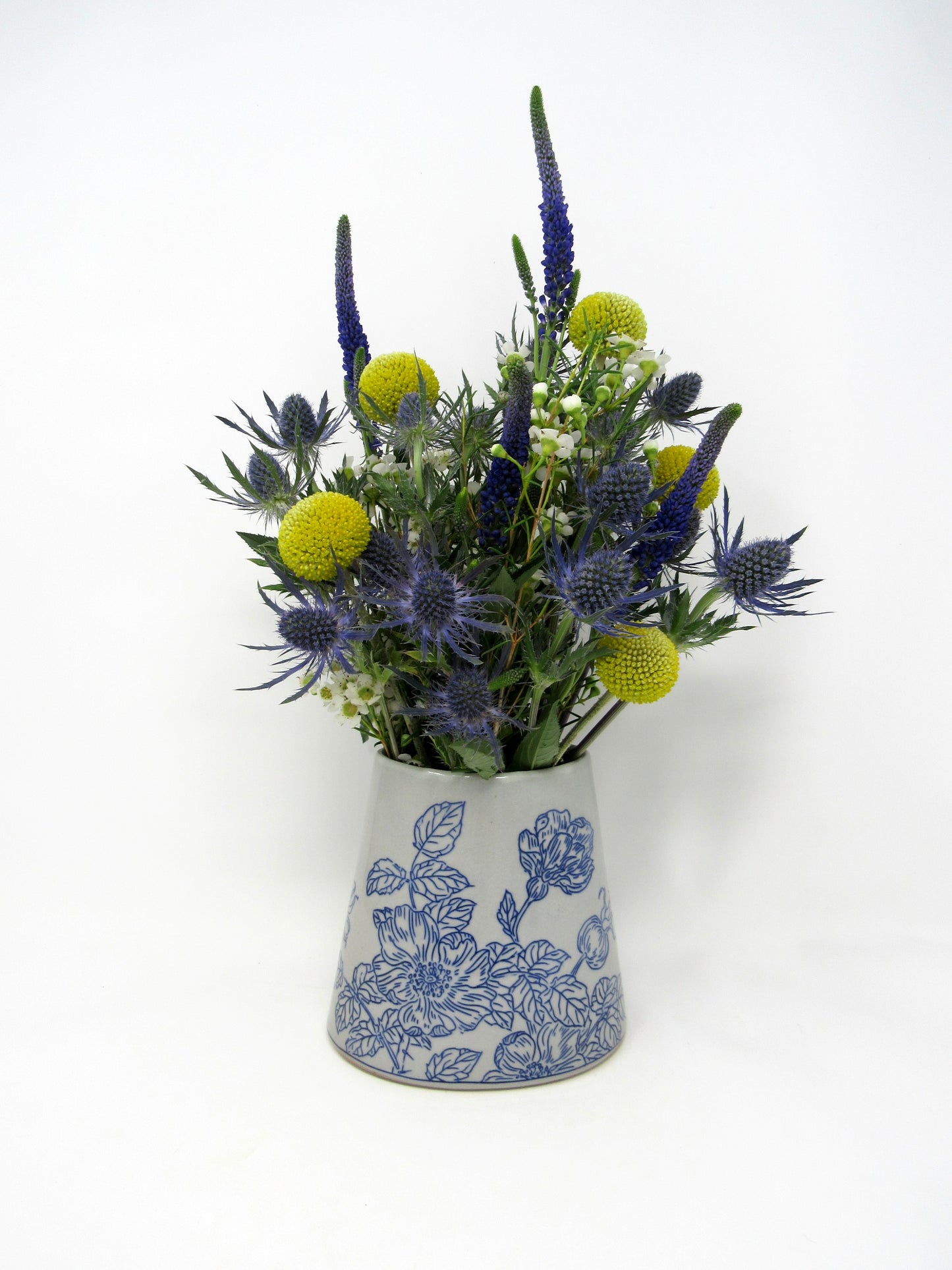 Oval Rugosa Rose Vase