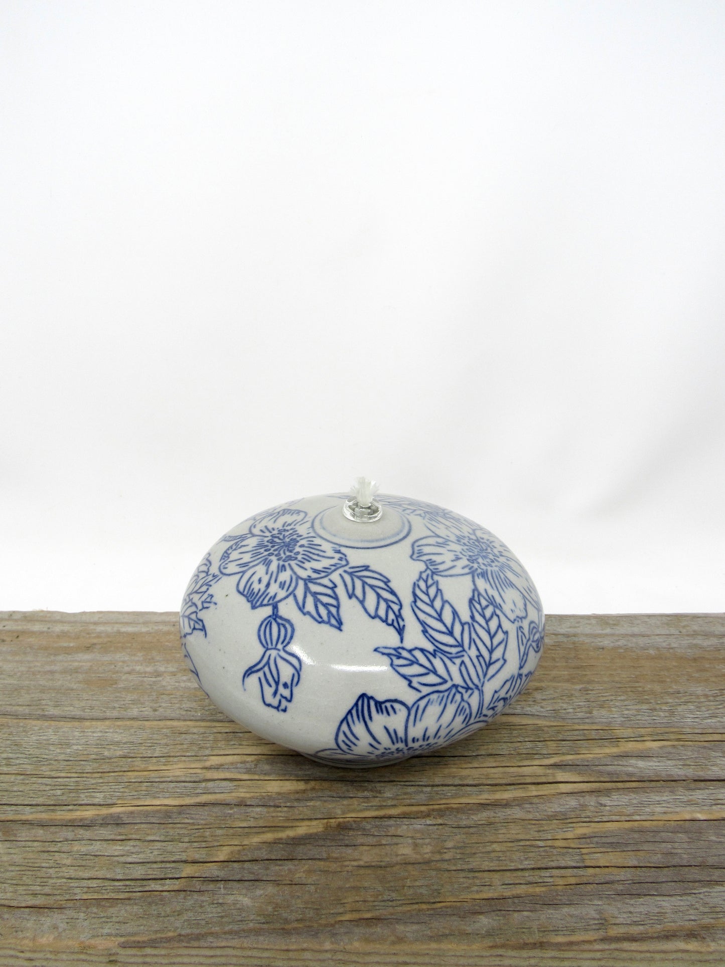 Oil Candle with Wild Rose Design