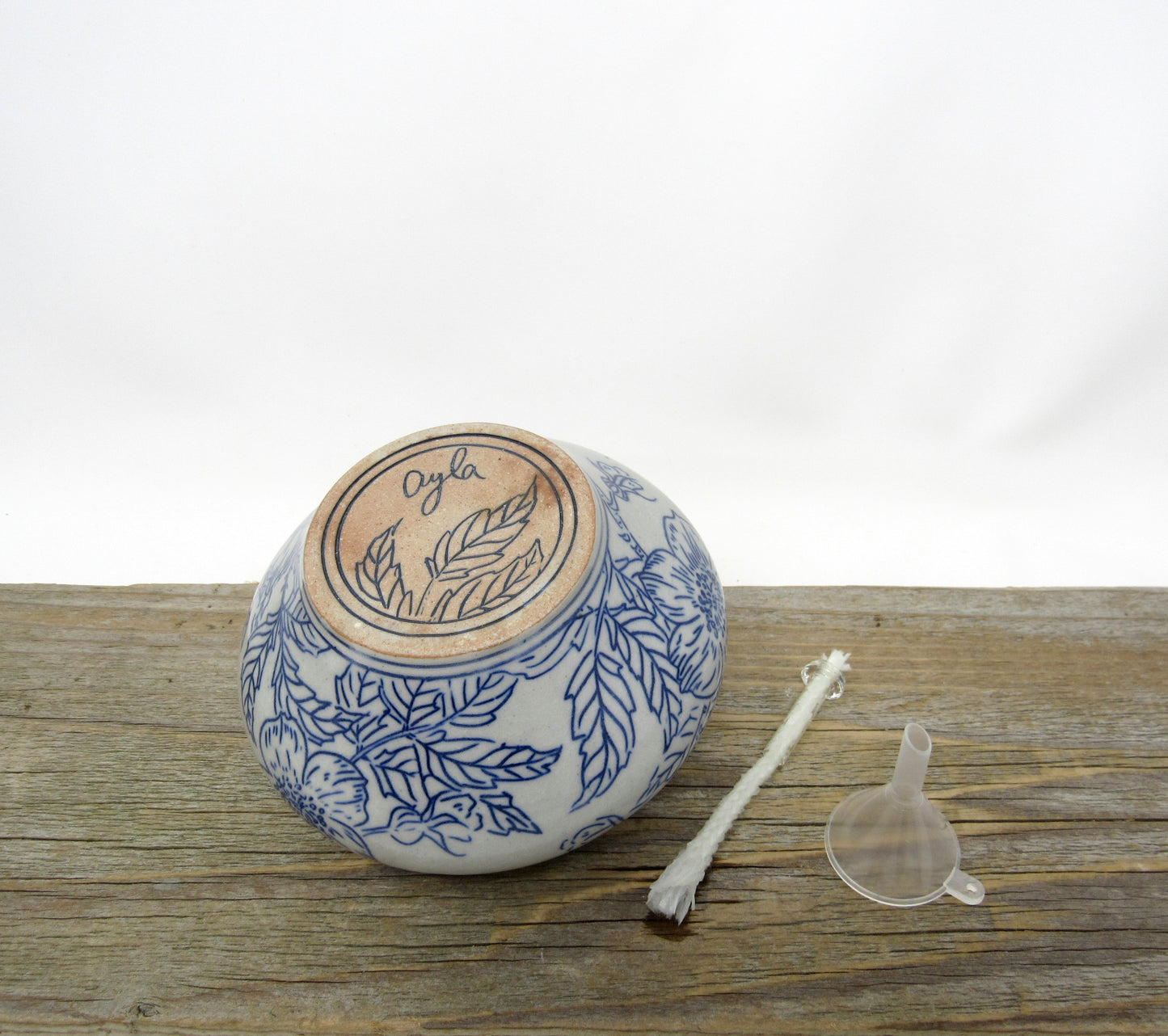 Oil Candle with Wild Rose Design